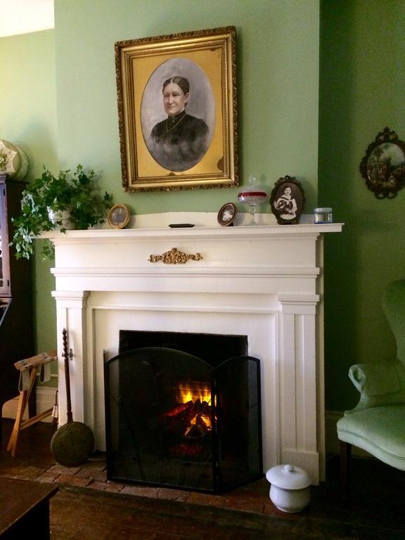 Munro House Bed And Breakfast Jonesville Bilik gambar